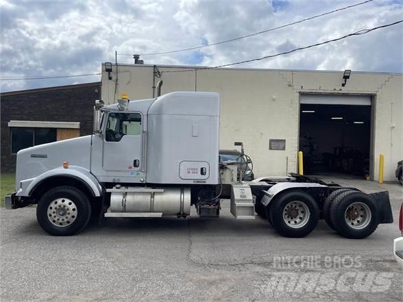 Kenworth T800 曳引機組件
