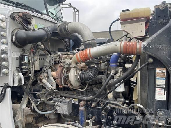 Peterbilt 388 曳引機組件