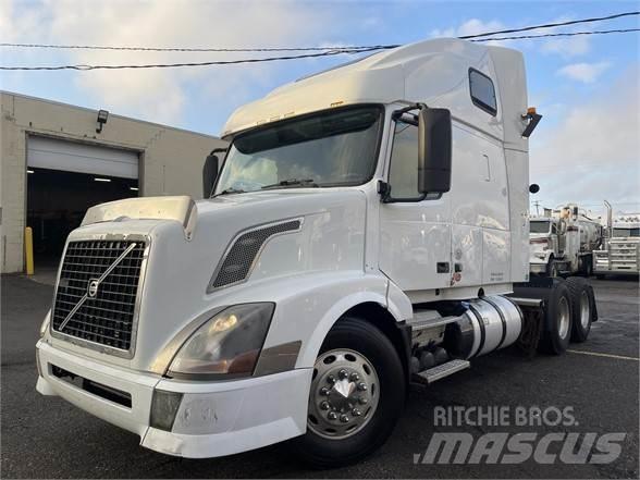 Volvo VNL64T670 曳引機組件