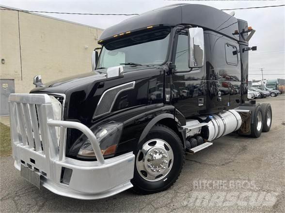 Volvo VNL64T730 曳引機組件