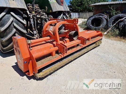 Agrimaster RV 320 莖葉去葉機