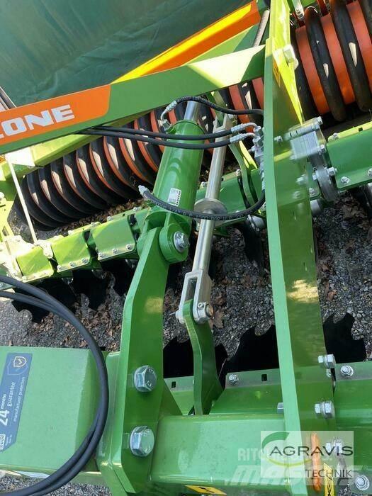 Amazone CATROS 3003 耙車