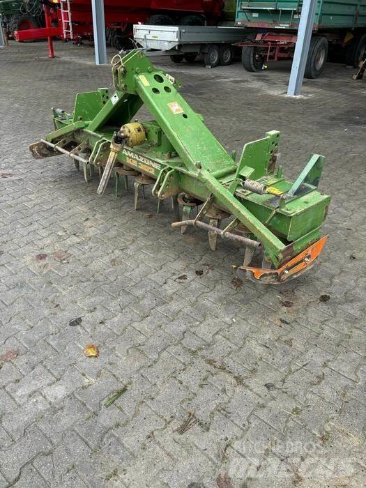 Amazone KE 302 動力耙和旋轉式耕耘機