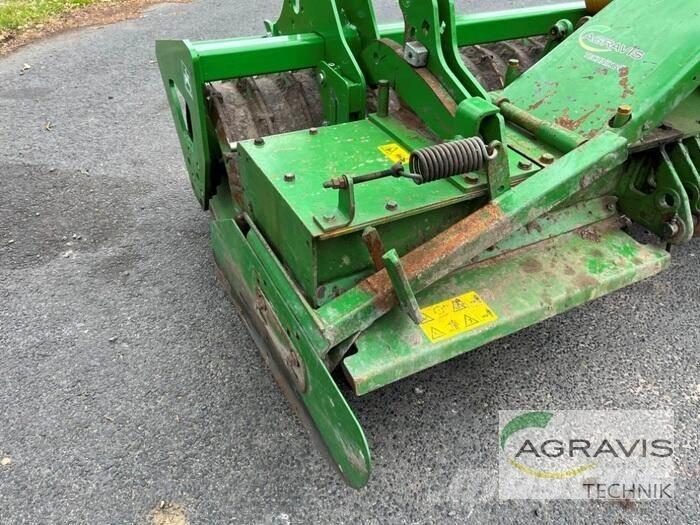 Amazone KX 3000 動力耙和旋轉式耕耘機