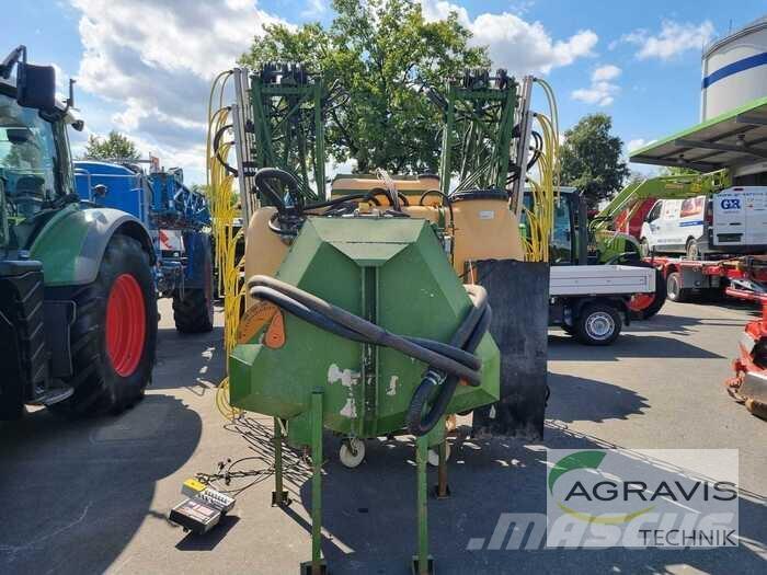 Amazone UF 1200 牽引式噴霧機
