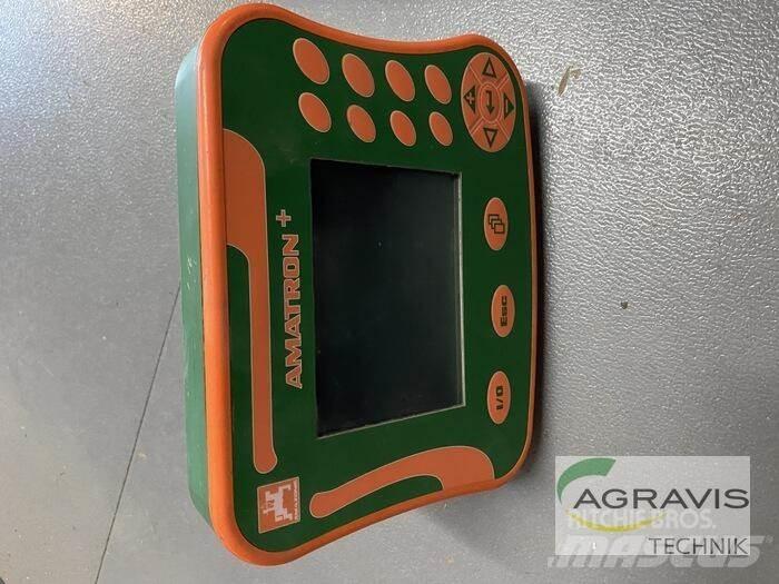 Amazone UX 5200 牽引式噴霧機