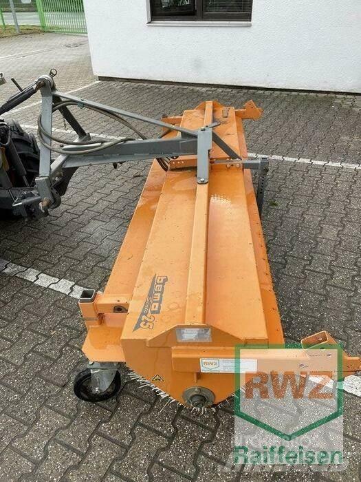 Bema 2750 掃倉機