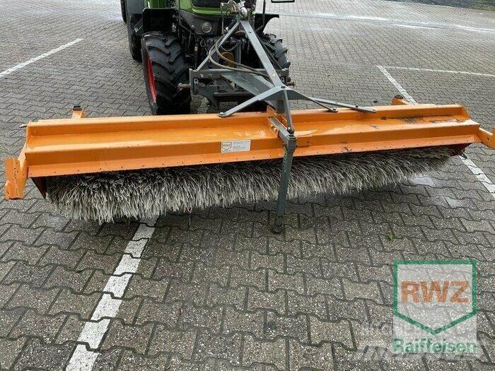 Bema 2750 掃倉機