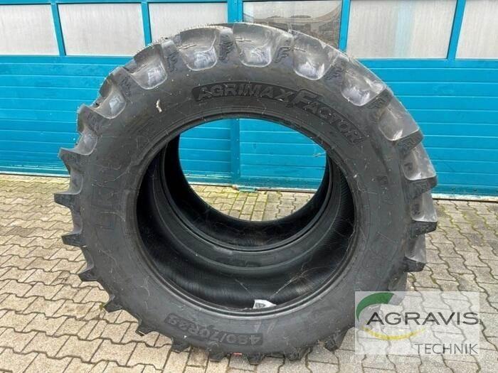 BKT 480/70-R38 輪胎、車輪和輪圈
