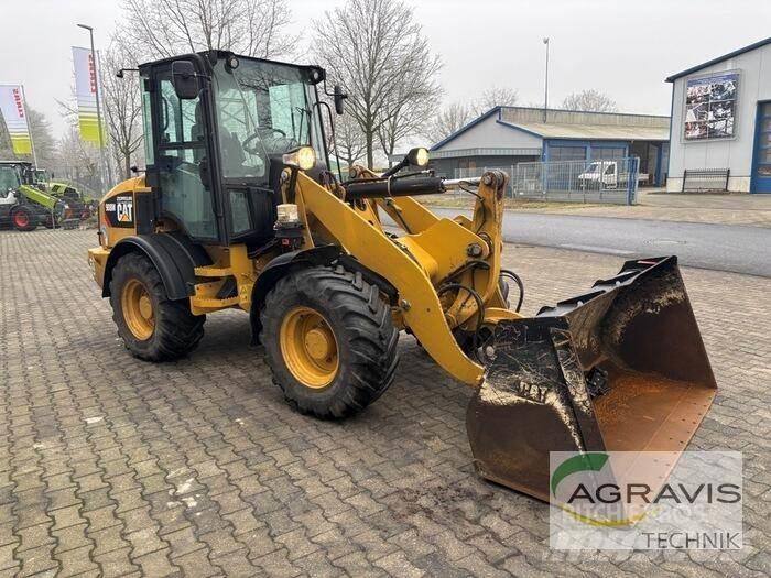 CAT 908 輪胎式裝載機