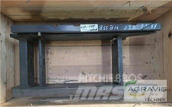 CLAAS ANHÄNGEBOCK 其他畜牧業機械和配件