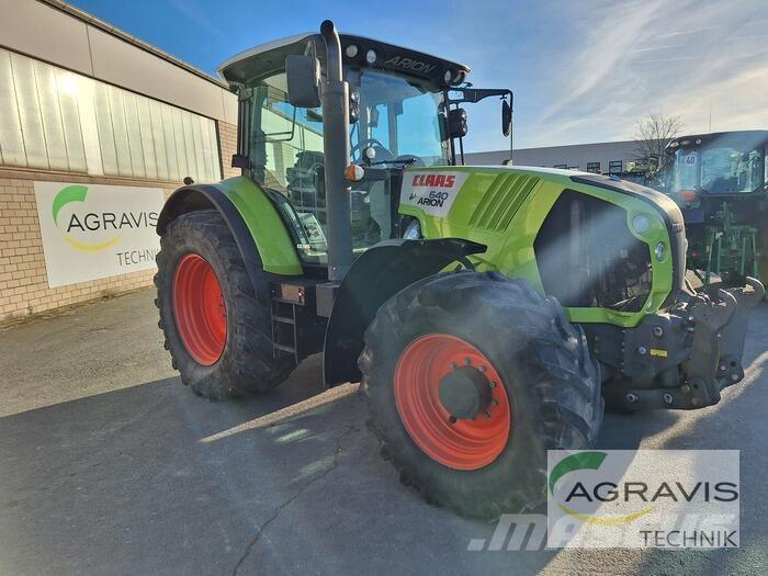 CLAAS ARION 640 CEBIS 曳引機