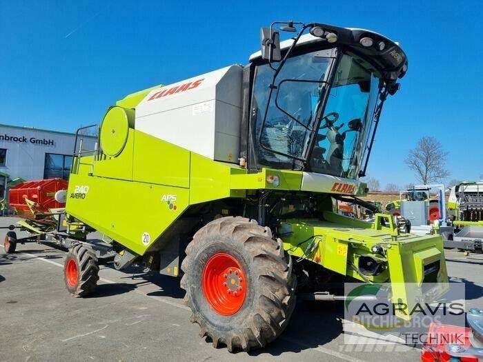 CLAAS AVERO 240 聯合收穫機