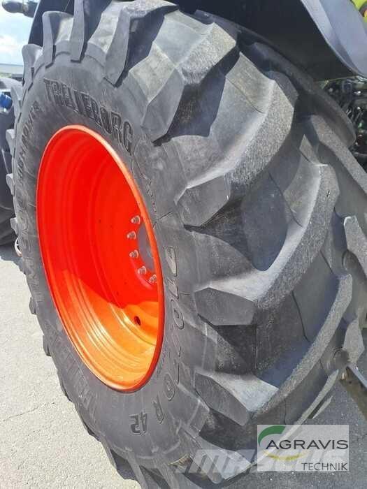CLAAS AXION 870 曳引機