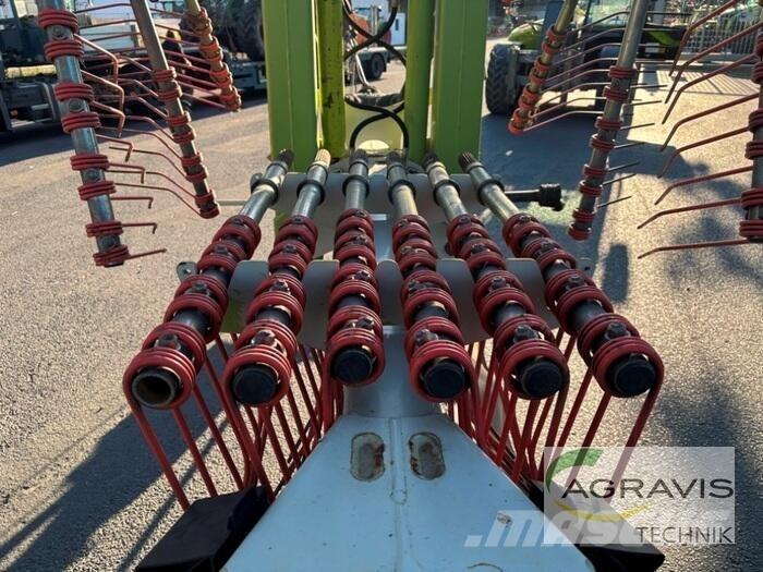 CLAAS LINER 2700 耙與翻草機