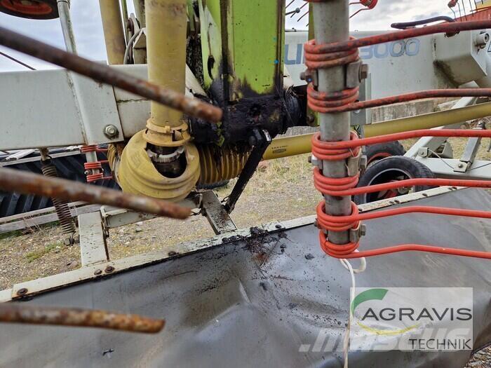 CLAAS LINER 3000 耙與翻草機