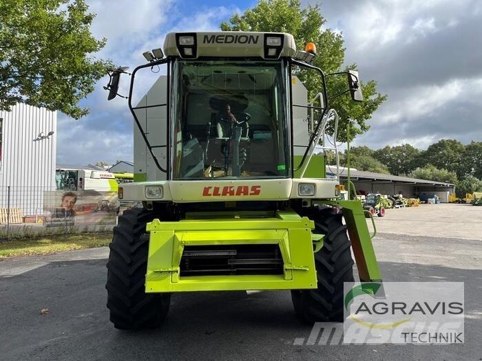 CLAAS MEDION 310 聯合收穫機