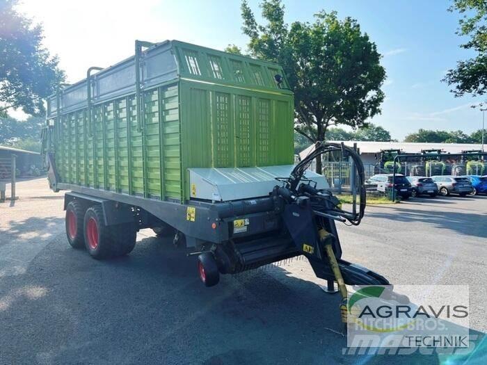 CLAAS QUANTUM 5700 S 自裝式拖車