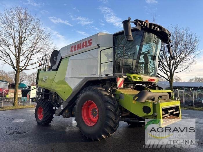 CLAAS TRION 650 聯合收穫機