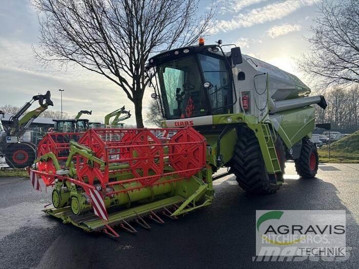 CLAAS TUCANO 420 聯合收穫機