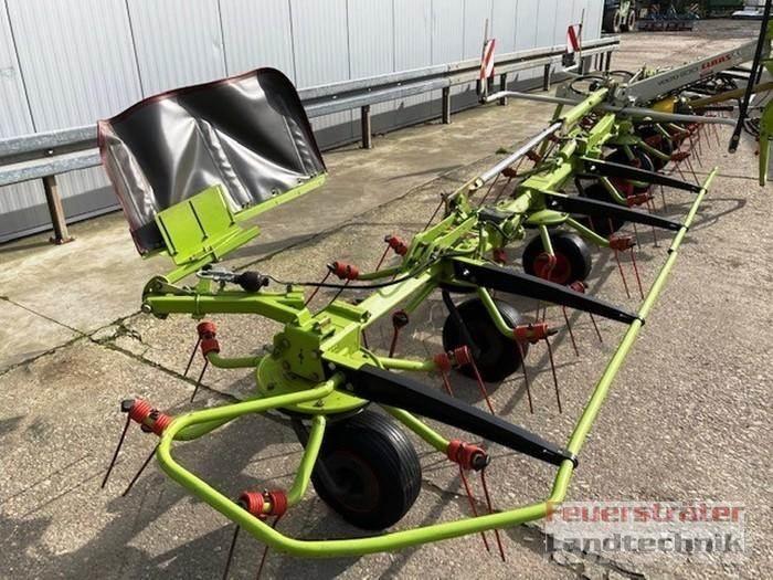 CLAAS VOLTO 1100 耙與翻草機