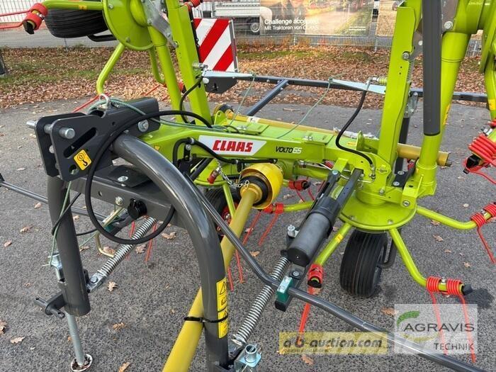 CLAAS VOLTO 65 耙與翻草機
