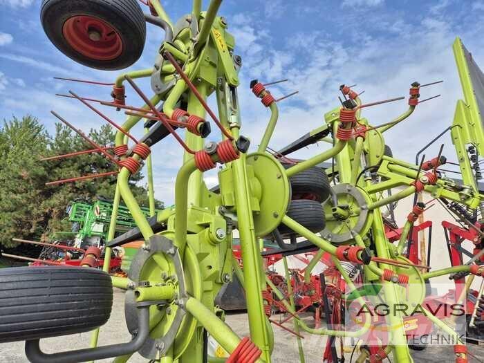 CLAAS VOLTO 900 耙與翻草機