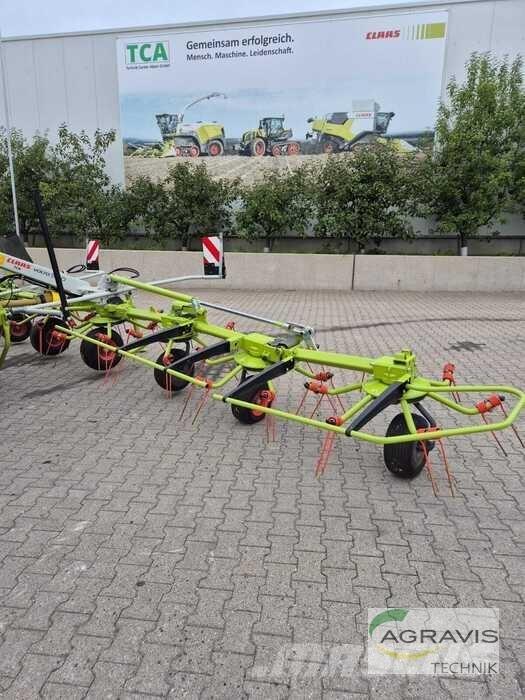 CLAAS VOLTO 900 耙與翻草機