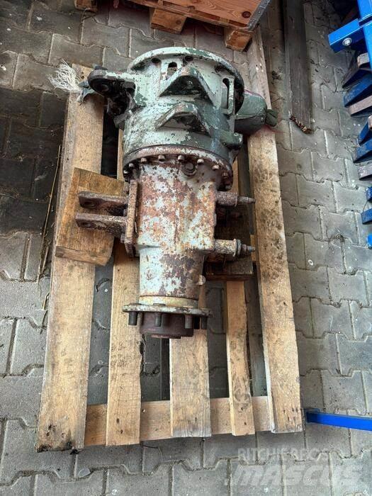 Deutz-Fahr D 8006 曳引機