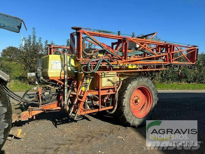 Douven GP4 牽引式噴霧機