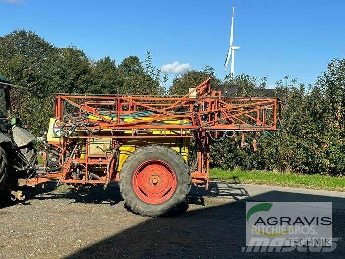 Douven GP4 牽引式噴霧機
