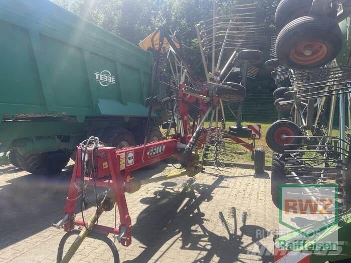 Fella Schwader TS 1402 耙與翻草機