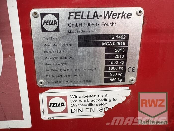 Fella Schwader TS 1402 耙與翻草機