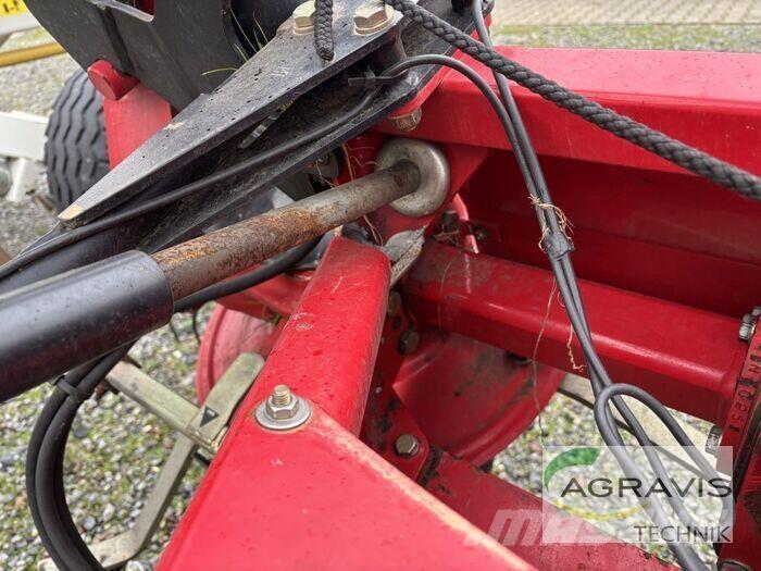 Fella TH 8608 DN 耙與翻草機