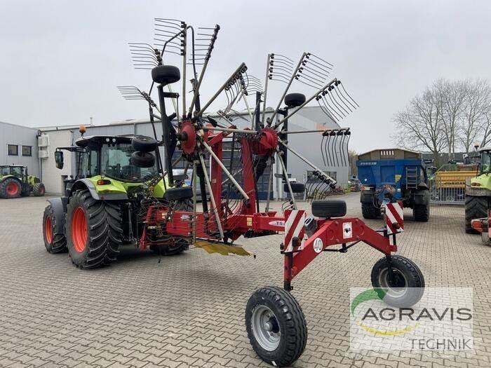 Fella TS 880 耙與翻草機