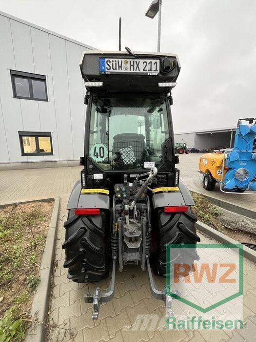 Fendt 211 V Vario Gen3 曳引機