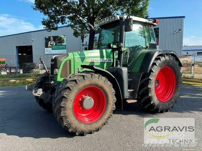 Fendt 714 VARIO 曳引機