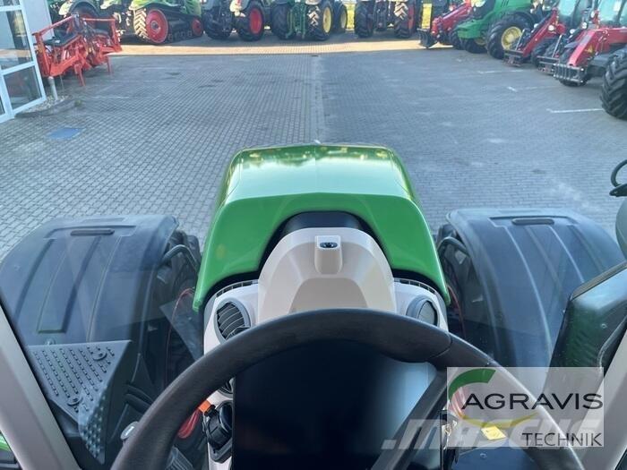 Fendt 724 VARIO GEN-6 曳引機