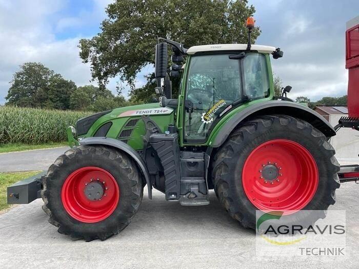 Fendt 724 VARIO S4 曳引機