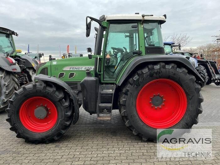 Fendt 820 VARIO Dummy 曳引機