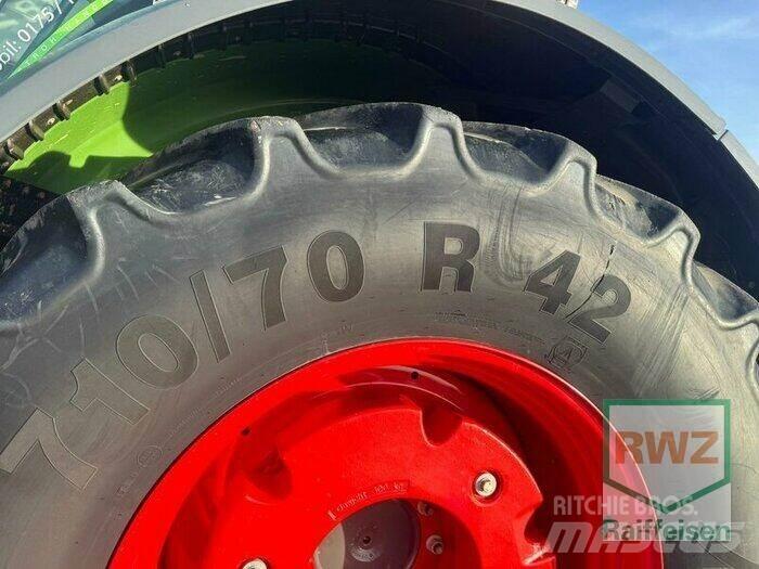 Fendt 828 Vario S4 曳引機