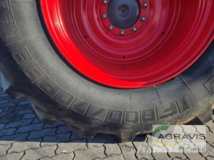 Fendt 828 VARIO S4 曳引機