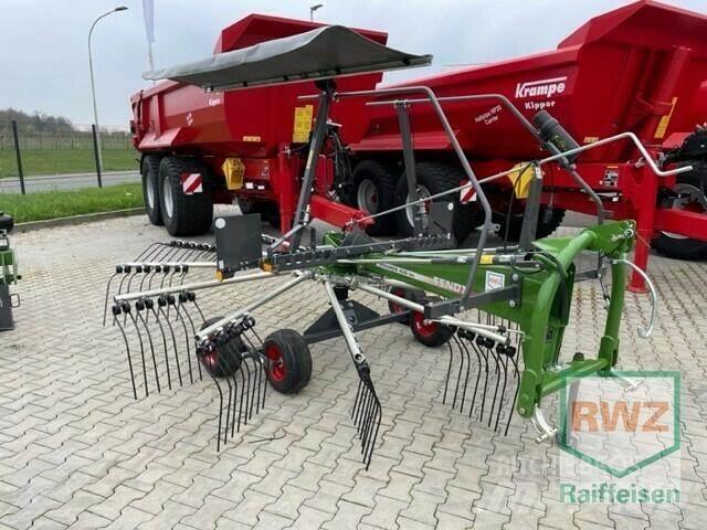Fendt Former 426 DN 耙與翻草機