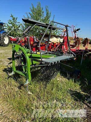 Fendt FORMER 426 DN 耙與翻草機