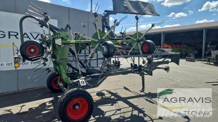 Fendt TWISTER 11008 T 耙與翻草機