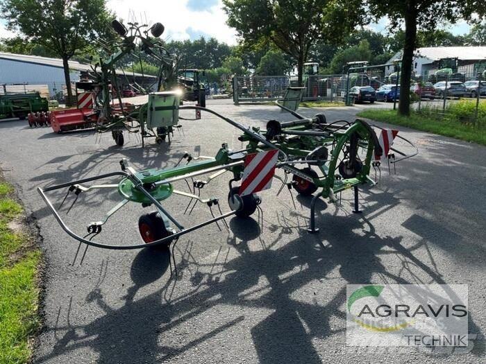 Fendt TWISTER 5204 DN 耙與翻草機
