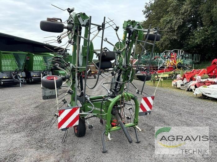 Fendt TWISTER 8608 DN 耙與翻草機