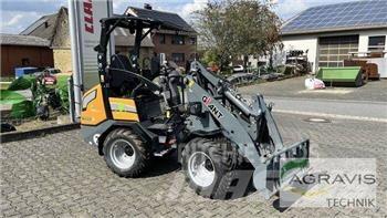 GiANT G2200E 輪胎式裝載機
