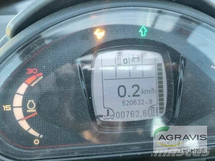 GiANT GT5048 農業用伸縮臂裝載機