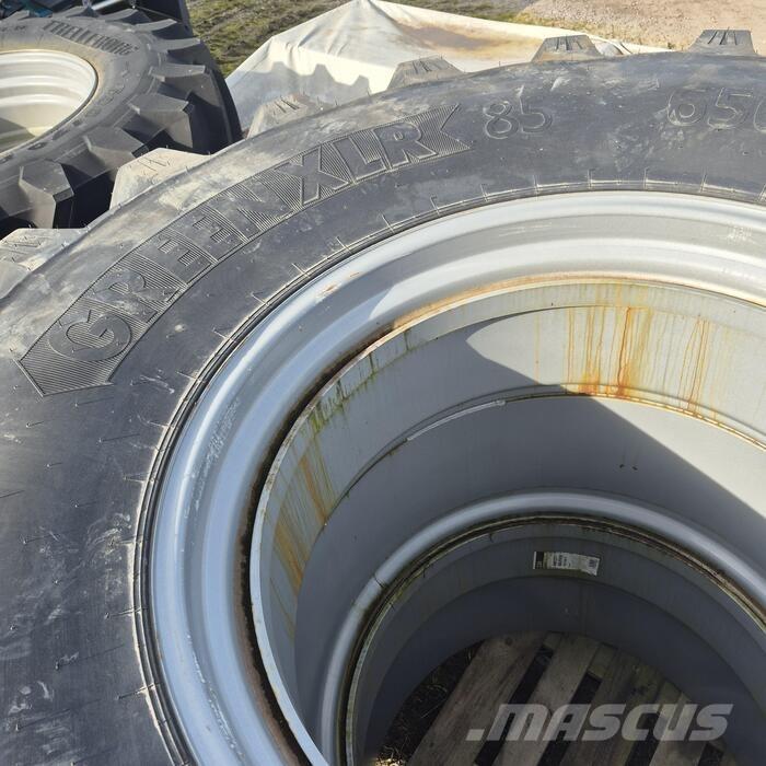 Green XLR85 650/85 R38 其他曳引機配件
